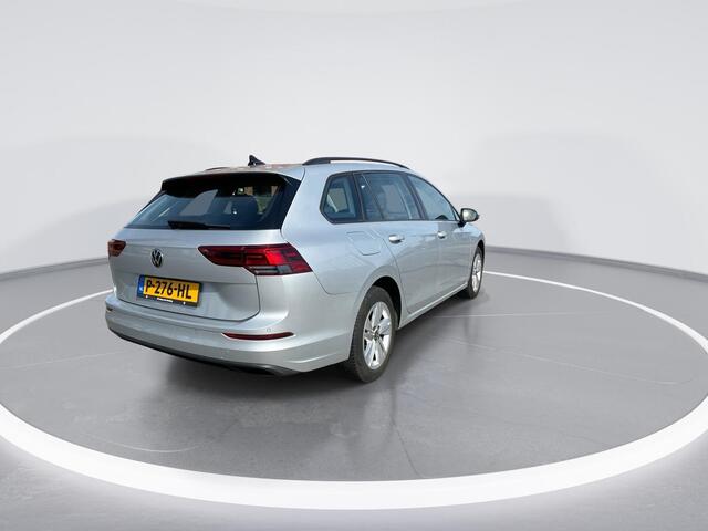 Volkswagen GOLF Variant 1.0 eTSI 110pk DSG Life · Apple/Android Car Play · Camera · Navigatie · Stoelverwarming ·