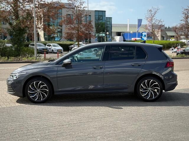 Volkswagen GOLF 1.5 96KW PANO NAVI IQ-LIGHT STUUR/STOEL VERW.