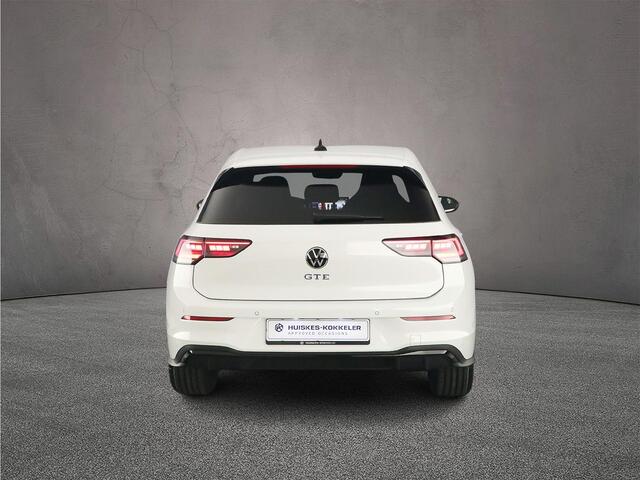 Volkswagen GOLF GTE 1.5 TSI eHybrid 272pk DSG Automaat Trekhaak, Adaptive cruise control, LED matrix koplampen, Achteruitrijcamera, Navigatie