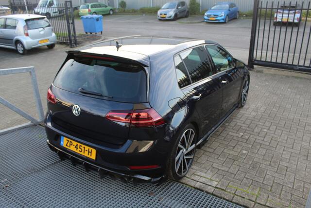 Volkswagen GOLF 2.0 TSI 4Motion R Performance Akrapovic/Panoramadak/Navigatie/Achteruitrijcamera/Dynaudio/Stoelverwarming/Lederen bekleding/Keyless/Adaptive cruisecontrol/Led koplampen