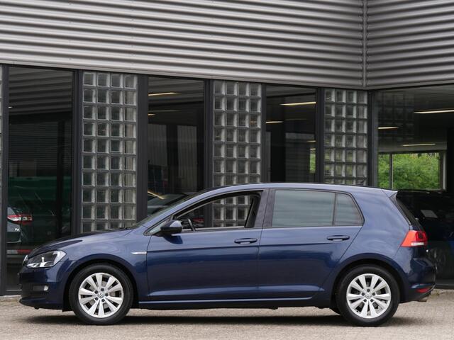 Volkswagen GOLF 5D 1.0TSi COMFORTLINE/ CARPLAY/ PDC V+A