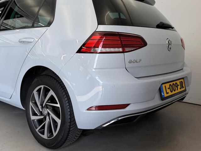 Volkswagen GOLF 1.0 TSI Sound | Navi | Stoelverwarming | PDC v+a | Rijklaarprijs