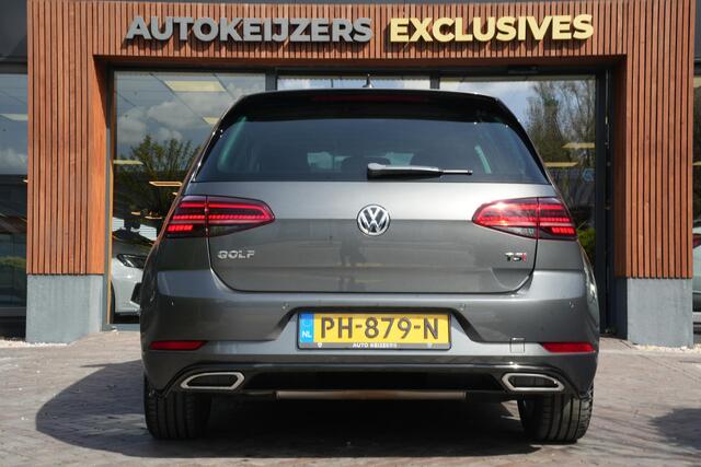 Volkswagen GOLF 1.4 TSI Highline R-line ext, Digitale dash Botsherkenning Hillhold Adaptive cruise Parkeersensoren voor + achter