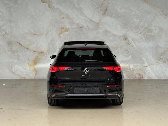 Volkswagen GOLF 1.5 eTSI 50 Edition / Pano / Massage / Head-up /