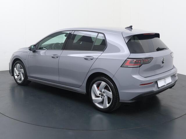 Volkswagen GOLF 1.5 eHybrid GTE | 272 PK | SoH 97% | Head-up display | Adaptive cruise control | Climate control |