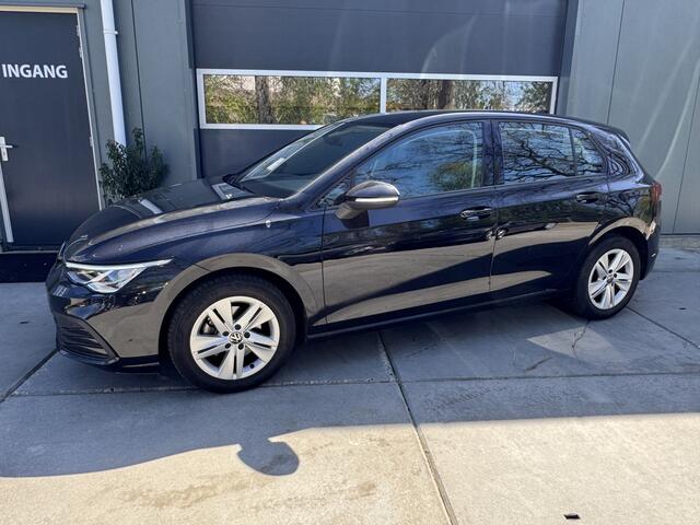 Volkswagen GOLF 1.0 TSI 110pk H6 Life Business Virtual Cockpit Massagestoel Navigatie Stoel- Stuurverwarming