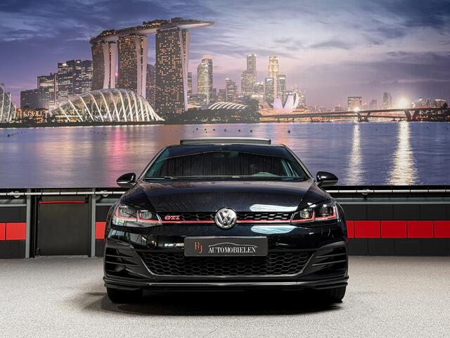 Volkswagen GOLF 2.0 TSI GTI Performance |Panorama|Keyless|Carplay|LE