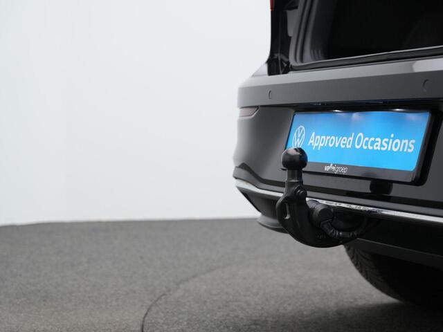 Volkswagen GOLF 1.5 eTSI 150 pk DSG Life Goal Edition | Trekhaak | Achteruitrijcamera | Adaptive Cruise | Stuur-/stoelverwarming