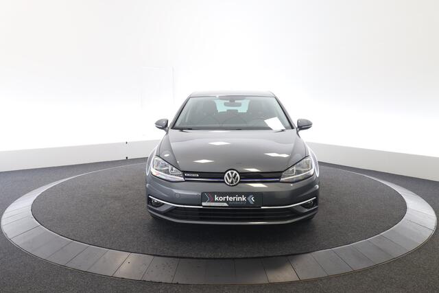 Volkswagen GOLF 1.5 TSI Highline
