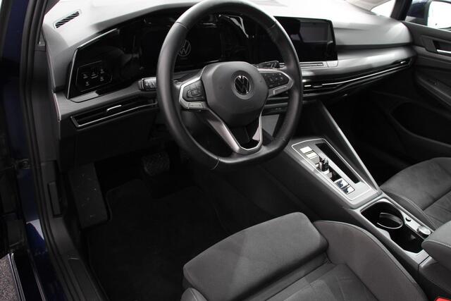 Volkswagen GOLF 1.5 eTSI DSG Style 150 Pk | Adaptive Cruise Control | Camera | Stoel/Stuurverwarming | Navigatie | Digital Cockpit | Massage/Memory Bestuurderstoel |