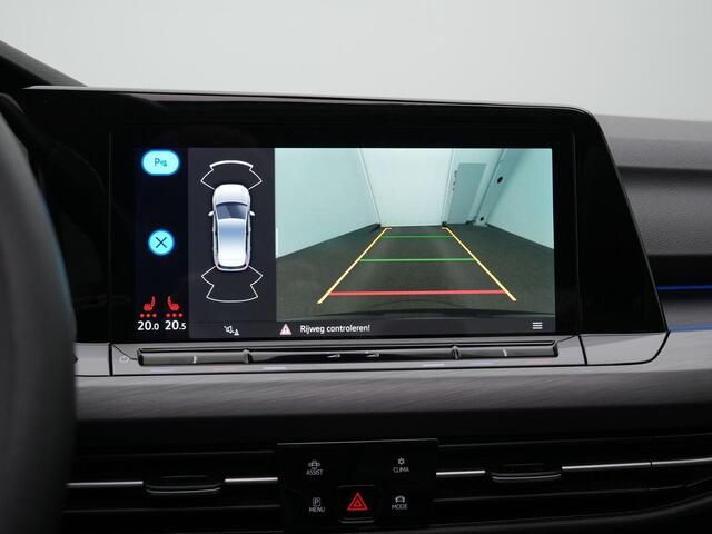 Volkswagen GOLF 1.4 eHybrid 204 pk Style | Panoramadak | Geheugen-/massagestoel | Achteruitrijcamera | Adaptive Cruise | Navigatie