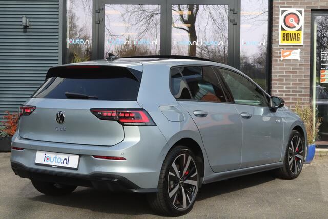 Volkswagen GOLF 1.5 eHybrid 272pk GTE Black Style Pano/Leder/IQ.Light/360/Headup/DCC/Keyless/Elek. stoel+mem/Dodehoek/Trekhaak wegkl.