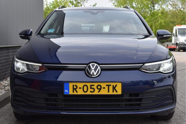 Volkswagen GOLF Variant 1.0 eTSI Life Business Virtual cockpit, Adaptive cruise, Afn. Trekhaak, PDC, Carplay, DAB, Stuur,stoelverwarming