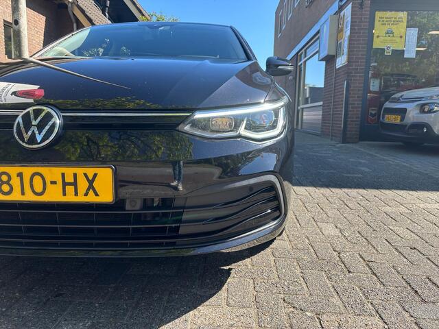 Volkswagen GOLF 1.5 TSI Life