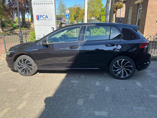Volkswagen GOLF 1.5 TSI Life