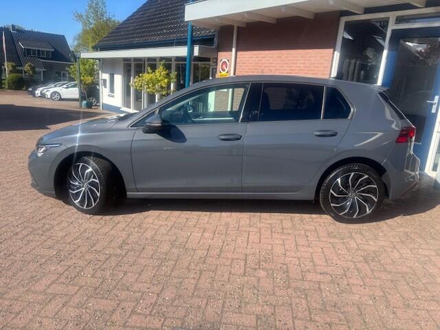 Volkswagen GOLF 1.0 TSI Life Business