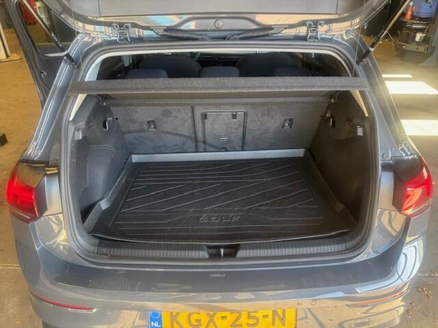 Volkswagen GOLF 1.0 TSI Life Business
