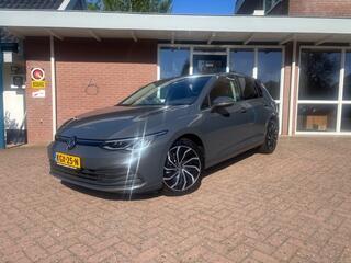 volkswagen-golf-1.0-tsi-life-busine