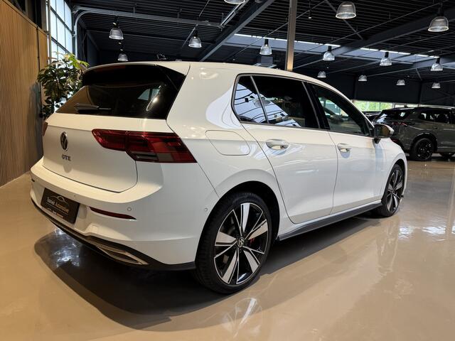 Volkswagen GOLF 1.4 eHybrid GTE Panorama Vol leder interieur met Memory, Navigatie afneembaar Trekhaak