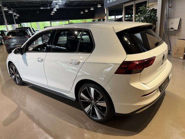 Volkswagen GOLF 1.4 eHybrid GTE Panorama Vol leder interieur met Memory, Navigatie afneembaar Trekhaak