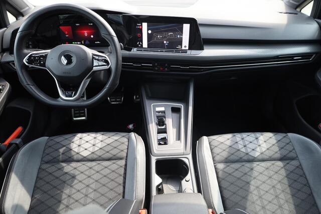 Volkswagen GOLF 1.5 eTSI R-Line Business+ panoramadak, 18" LMV Bakersfield, LED matrix, navigatie, stoelverwarming, side assist, ACC, spiegel pakket, stuurwielverwarming, privacy glas.