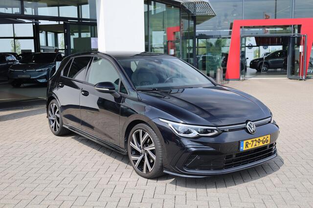 Volkswagen GOLF 1.5 eTSI R-Line Business+ panoramadak, 18" LMV Bakersfield, LED matrix, navigatie, stoelverwarming, side assist, ACC, spiegel pakket, stuurwielverwarming, privacy glas.