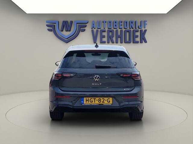 Volkswagen GOLF 1.5 eTSI R-Line 360° Camera - NL Auto - Stuur en Stoelverwarming