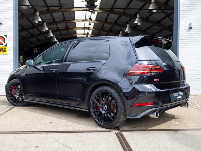 Volkswagen GOLF 2.0 TSI GTI Performance *ACC | Dynaudio | Alcantara | Camera | Stoelverwarming | Apple Carplay | Sfeerverlichting | Virtual*