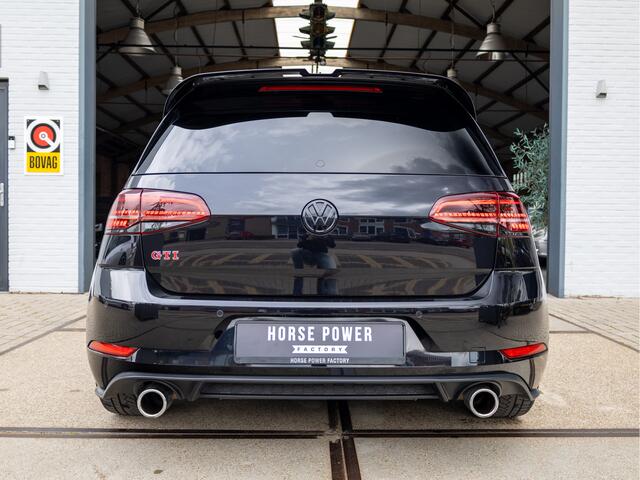 Volkswagen GOLF 2.0 TSI GTI Performance *ACC | Dynaudio | Alcantara | Camera | Stoelverwarming | Apple Carplay | Sfeerverlichting | Virtual*
