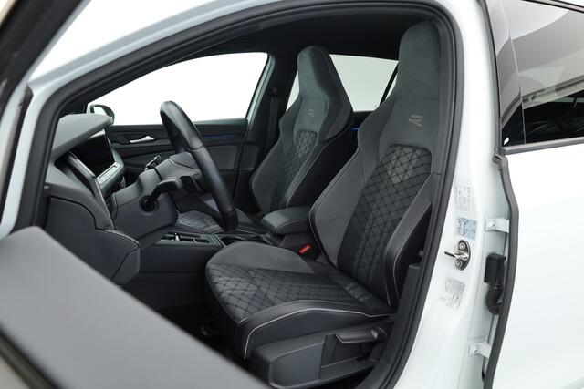 Volkswagen GOLF Variant 1.5 eTSI R-Line Business | Rijklaar! | Elek. Trekhaak | Dig. Cockpit | Stoel- Stuurverw. | Camera+PDC | Adapt. Cruise | Nav+App.Connect | Sfeerverl. | V