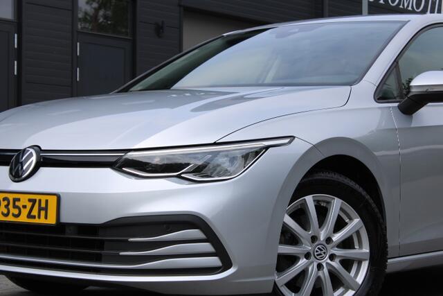 Volkswagen GOLF 1.0 TSI Golf - 16 inch - Adaptive cruise - Apple carplay/ Android - Nederlandse auto Leuke frisse VW Golf