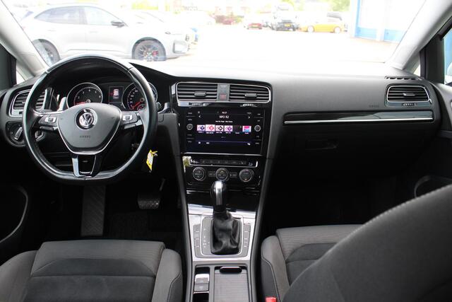 Volkswagen GOLF 1.5 TSI Highline Business R | Alcantara Bekleding | Adaptive Cruise Control | Stoelverwarming | Climate Control | Navigatie | Parkeersensoren |