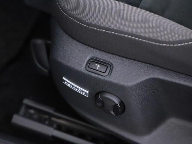 Volkswagen GOLF Variant 1.0 TSI Comfortline Bns. Winterpakket/Velours/Ecc Nav/Ad.Cruise/Comfort.Stoelen/4S.Banden