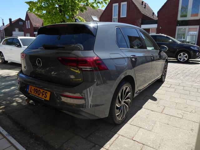 Volkswagen GOLF 1.6 TSI Life