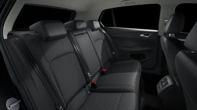 Volkswagen GOLF 1.5 eHybrid 204PK PLUG IN. LIFE NAVI/CARPLAY/CAMERA/TREKHAAK