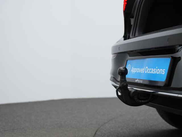 Volkswagen GOLF 1.5 TSI 115 pk Life Goal Edition | Trekhaak | Stuur-/stoelverwarming | Adaptive Cruise | Navigatie | Side Assist