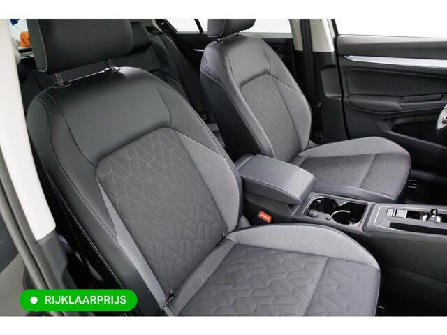 Volkswagen GOLF 1.5 eTSI GOAL edition All-season | Navigatie | PDC V+A | Stoel- stuurverwarming Privacy glas, Travel Assist, Adaptive cruise, App-connect