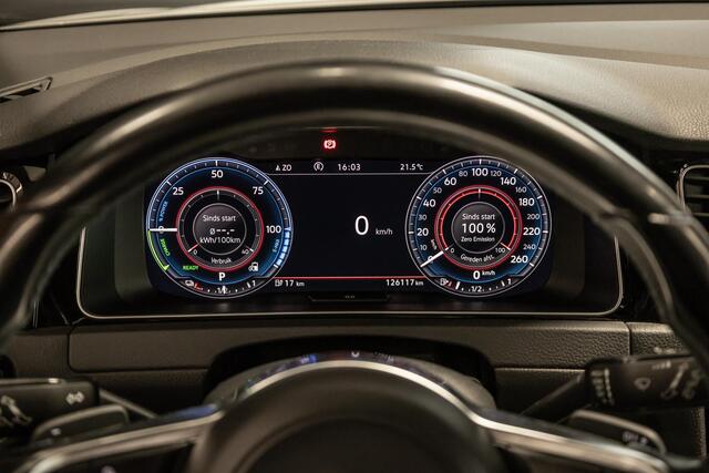 Volkswagen GOLF 1.4 TSI PHEV GTE Virtueel Cockpit | Trekhaak | Apple Carplay