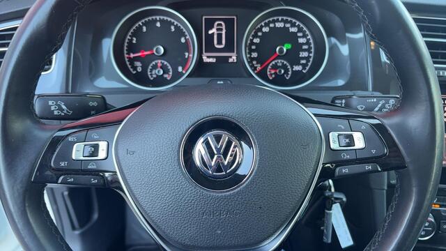 Volkswagen GOLF Variant 1.0 TSI Comfortline Business AUTOMAAT / CARPLAY / STOELVERW / NAVI / CLIMA / PDC / BLUETOOTH / ACC / NL-AUTO
