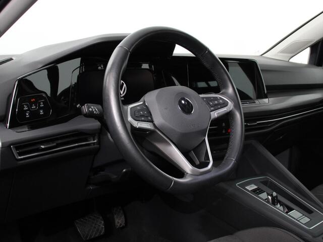Volkswagen GOLF 1.5 eTSI 150pk DSG Style | Navigatie | Apple Carplay/Android Auto | Parkeersensoren | Camera | Park Assist | Adaptive Cruise Control | Blind Spot Assist | Stoel- en stuurverwarming | Ledverlichting | Virtual Cockpit | Lane Assist | Climatronic