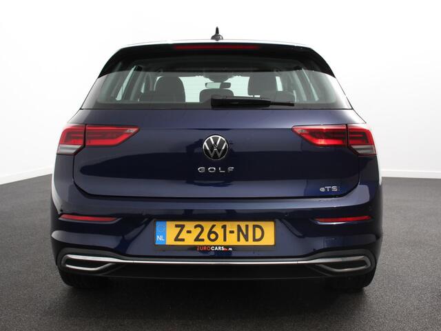 Volkswagen GOLF 1.5 eTSI 150pk DSG Style | Navigatie | Apple Carplay/Android Auto | Parkeersensoren | Camera | Park Assist | Adaptive Cruise Control | Blind Spot Assist | Stoel- en stuurverwarming | Ledverlichting | Virtual Cockpit | Lane Assist | Climatronic