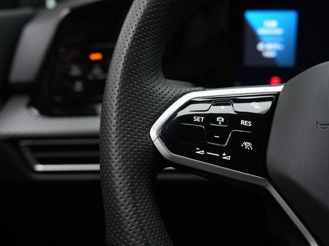 Volkswagen GOLF Variant 1.5 eTSI 150 pk DSG R-Line | Trekhaak | IQ Light | Elektrische achterklep | Adaptive Cruise | Stuur-/stoelverwarming | Sportonderstel