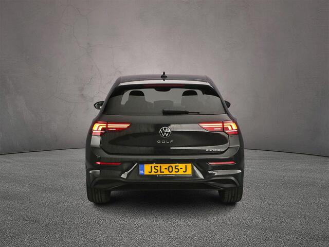 Volkswagen GOLF Life Edition 1.5 TSI eHybrid 204pk DSG Automaat Adaptive cruise control, Achteruitrijcamera, LED koplampen, App connect, Stoelverwarming, Parkeersensoren