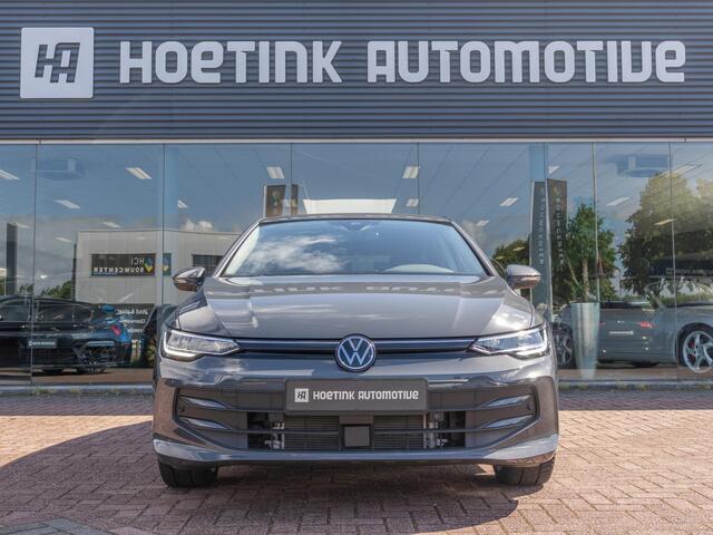 Volkswagen GOLF 1.5 eTSI Life Edition | Automaat | Ambiente | Apple Carplay & Android Auto