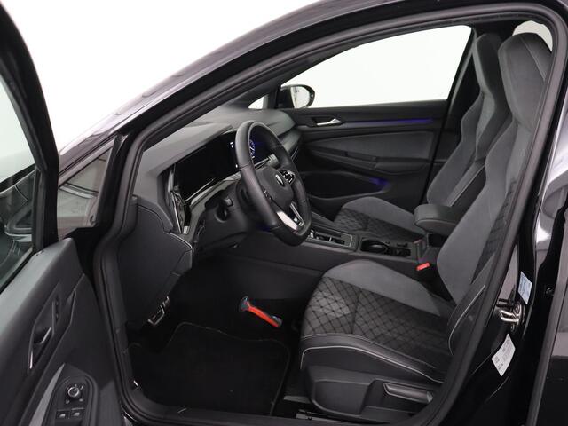 Volkswagen GOLF 1.5 eTSI R-Line | Panoramadak | Stoelverwarming | Matrix LED | Keyless | Sfeerverlichting | Carplay | Adaptive cruise | Navigatie | Side Assist | Park Assist | Stuurverwarming | Sportstoelen