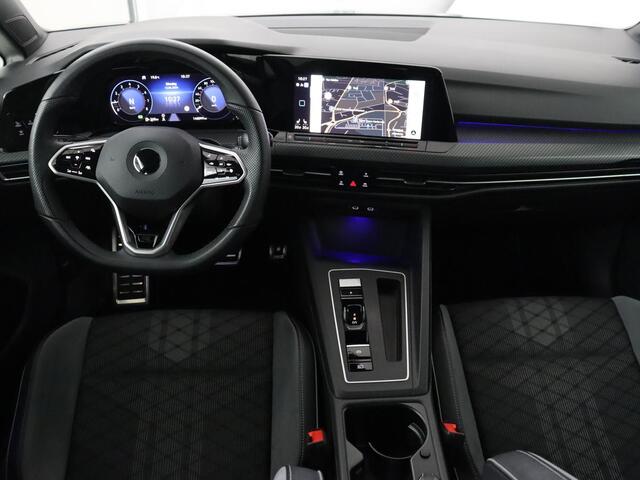 Volkswagen GOLF 1.5 eTSI R-Line | Panoramadak | Stoelverwarming | Matrix LED | Keyless | Sfeerverlichting | Carplay | Adaptive cruise | Navigatie | Side Assist | Park Assist | Stuurverwarming | Sportstoelen