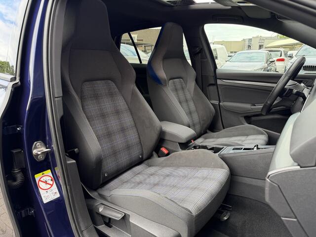 Volkswagen GOLF 1.4 eHybrid GTE 245PK | Pano | BTW-Auto