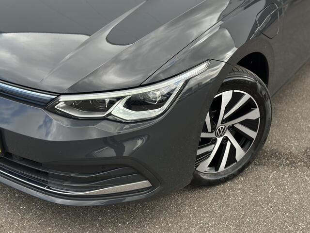 Volkswagen GOLF 1.4 eHybrid Style / Zeer compleet uitgerust!