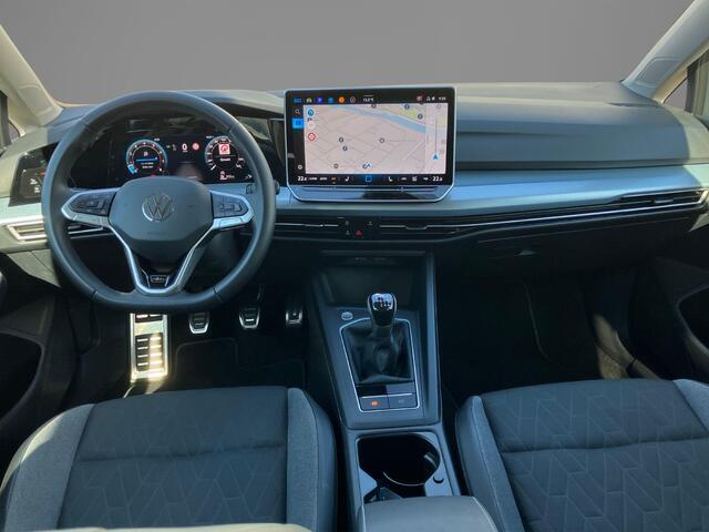 Volkswagen GOLF 1.5TSI/116PK Goal · Navigatie · Apple/Android Car Play · Parkeersensoren · Trekhaak · Garantie t/m 11-04-2027