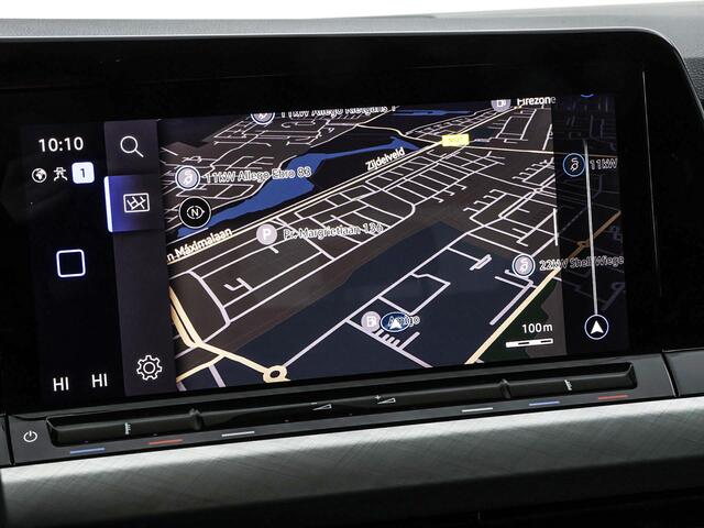Volkswagen GOLF 1.0 eTSI 110pk DSG Life · Camera · Apple/Android Car Play · Sfeerverlichting · P-Sensoren · Navigatie · 16'' Inch · Garantie t/m 04-02-2028 of 100.000km